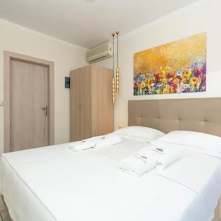 Ninemia Hotel Limenas (Thasos)